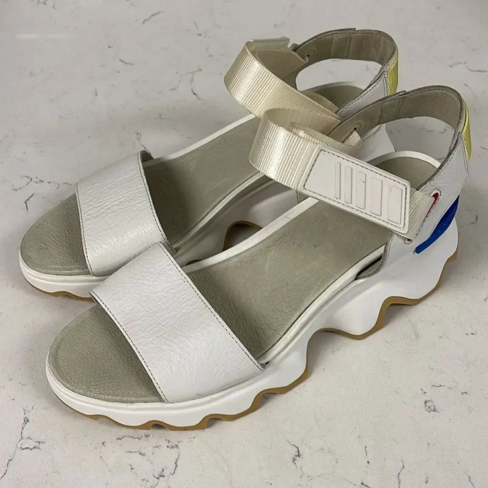 SOREL KINETIC™ WOMEN'S WEDGE SANDAL Size 10 Sea Salt
